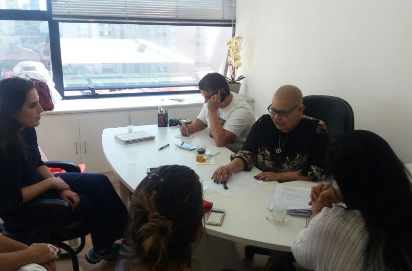 Reunião no Hospital Mário Gatti discute situação dos enfermeiros