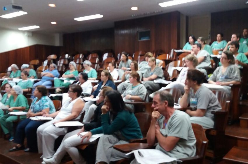  SEESP realiza assembleia com enfermeiros do HC de Ribeirão Preto