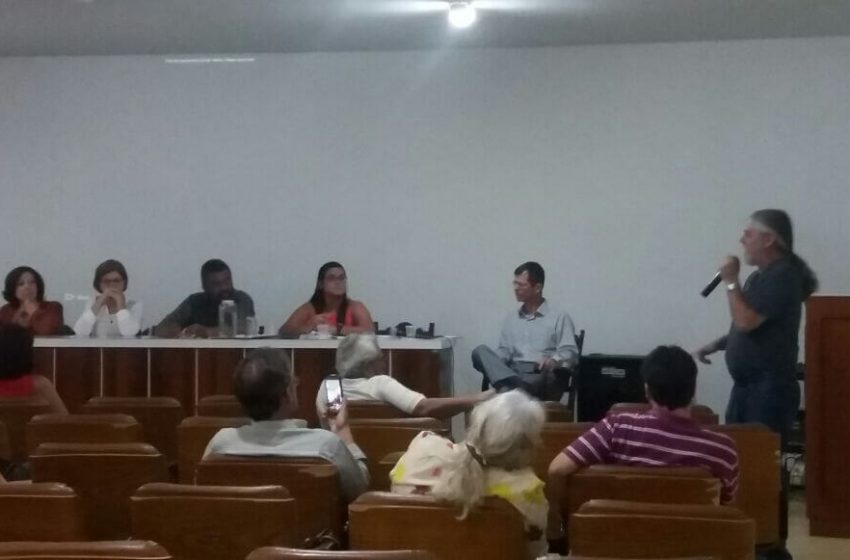  Subsede de Ribeirão Preto participa de debate sobre a PEC 55 e o desmonte da saúde