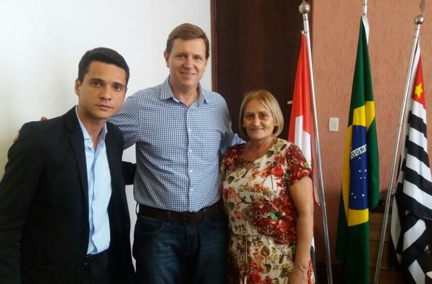  SEESP reúne-se com prefeito de Itacaré para tratar de demissão de enfermeiros do ESF