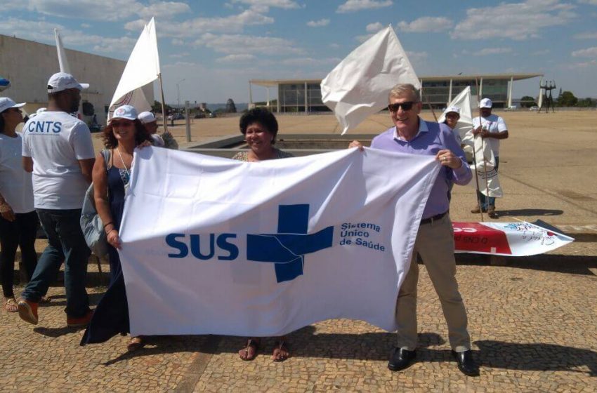 SEESP participa de manifestação em Brasília a favor do SUS