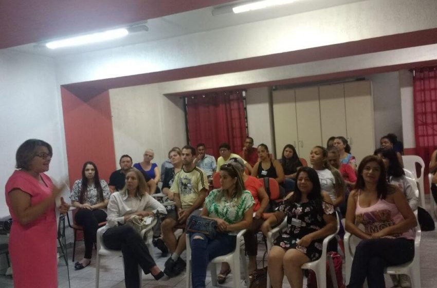  Diretora do SEESP faz palestra sobre a Hepatite A