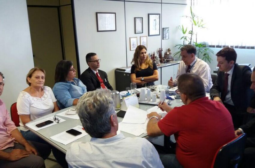  Comissão de Campinas apresenta proposta para profissionais do Hospital Ouro Verde